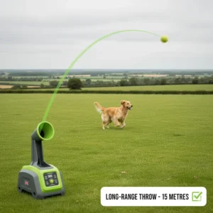 An illustration showing the 15-metre launch range of a powerful ball thrower for large dogs in an open countryside field.