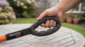 Detailed shot of the soft-grip handle on a premium bungee rope tug for tug of war.